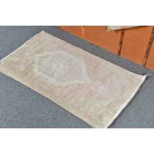 พรมตุรกีวินเทจ ขนาดเล็ก 1.8x3.1 ฟุต (54x93 ซม.) พรมขนสัตว์สีขาวล้วน - Product Image 3