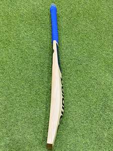 Bâton de cricket en saule anglais NB ENGLISH WILLOW SHORT HANDEL - Product Image 2