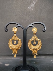 Meilleures offres de boucles d'oreilles serties de boucles d'oreilles fantaisie de forme ronde en plaqué or 22CT à vendre par les exportateurs - Product Image 2