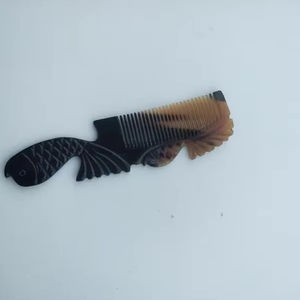 Peines elegantes de cuerno de búfalo Beige, accesorios naturales hechos a mano para el cabello para regalar, técnica pulida para desenredar - Product Image 2