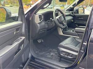 BESTUNE Platinum HV 2025, Nueva Camioneta Diésel Turbo Manual, Luces LED R17, Pantalla Táctil, Interior Oscuro, Cámara Trasera, Portaequipajes Metálico - Product Image 5