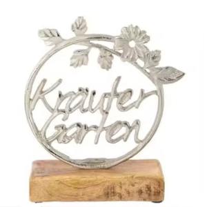 Exquisita Escultura de Fruta de Metal Elaborada con Acabado de Lujo, Adorno Decorativo Moderno que Mejora el Estilo y el Encanto Elegante - Product Image 3