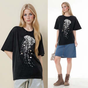 Camiseta holgada de fábrica personalizada con hombros caídos para mujer, Camiseta de algodón con estampado de gran tamaño digital gráfico a la moda para mujer - Product Image 6