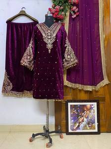 Nuevo Vestido Salwar Kameez de Diseñador de Alta Calidad para Mujer, Elegante Top de Terciopelo de Viscosa Pura con Pantalones Palazzo y Dupatta - Product Image 2