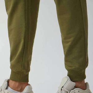 กางเกงจ็อกเกอร์ผู้ชายสีเขียวมะกอกพิมพ์โลโก้ตามสั่ง ผ้าคอตตอนผสม ล้างทำสี ระบายอากาศได้ดี กางเกงร่องผู้ชายมีกระเป๋า - Product Image 5