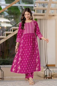 Elegante Conjunto de Kurta de Algodón con Estampado Ikat Amarillo Mostaza para Mujer, con Pantalones, Ropa Casual Étnica Tradicional de Estilo Indio - Product Image 5