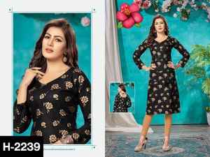 Estampado de rayón de estilo étnico para mujer, ropa de talla grande disponible, informal y de uso diario - Product Image 4