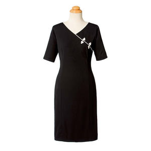 เสื้อคลุมตัวยาวสีดำ รุ่น S-31 (S) พร้อมดีไซน์แฟชั่นแบบอสมมาตร - Product Image 1