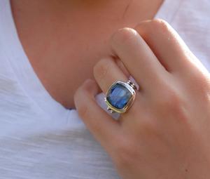 Bague en labradorite, argent 925, pierre de labradorite naturelle, coupe carrée, pierre précieuse, bague de maman, cadeau pour elle, bijoux de mariage - Product Image 1