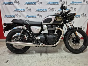 NUEVA Motocicleta de Aventura <span class=keywords><strong>Triumph</strong></span> Bonneville T100 <span class=keywords><strong>Jet</strong></span> <span class=keywords><strong>Black</strong></span> Icon Edition 2026 - Product Image 1