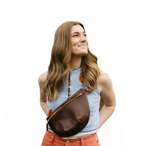 Sac banane unisexe avec fermeture à glissière imperméable élégante sac banane en cuir véritable personnalisé pour hommes et femmes - Product Image 4