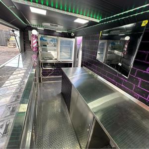 Camion de cuisine mobile BBQ Candy Chips, remorque de restauration rapide, châssis en aluminium résistant, norme américaine, entièrement équipé, Candy Chips Mobile - Product Image 6