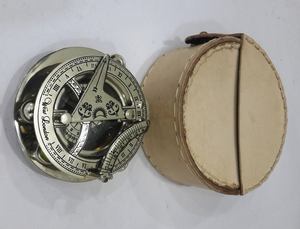 Boussole à cadran solaire en laiton Nickle, boussole de poche en cuir blanc, élimine le soleil, nouveauté - Product Image 4