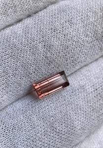 Cristal de Turmalina Natural de Primera Calidad con Corte Baguette, Piedra Energética Poderosa para el Alivio del Estrés, la Positividad y el Equilibrio Emocional - Product Image 6