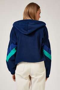 เสื้อมีฮู้ดสำหรับผู้หญิงผ้าฟลีซเทอร์รี่ผ้าฟลีซแบบสวมหัวสีพื้น100% โลโก้ออกแบบได้ตามต้องการ - Product Image 6