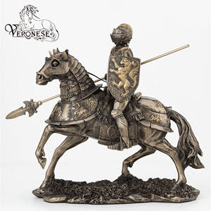 DISEÑO VERONESE-GUERRERO en ARMADURA COMPLETA CABALLO DE MONTA CON ESTANTERÍA Y LANZA LARGA-ARTESANÍA DE RESINA DE DECORACIÓN DEL HOGAR - Product Image 2