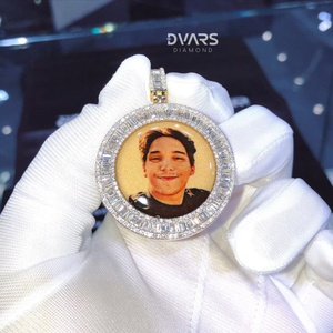 จี้รูปทรงกลม VVS มอยส์ซาไนต์ สำหรับใส่รูปภาพที่ระลึก  ทำจากเงินแท้ 925 ชุบทอง 18K ดีไซน์หรูหรา - Product Image 1