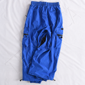 Pantalones de esquí y snowboard unisex personalizados Monos cargo holgados impermeables y a prueba de viento con cierre de cremallera Técnicas impresas - Product Image 1