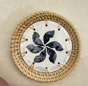 Posavasos de Fibra Natural de Ratán con Incrustaciones de Nácar, Accesorio de Decoración de Mesa, Hecho en Vietnam - Product Image 1