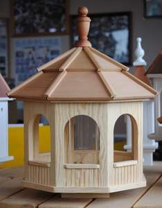 Nichoirs en bois fabriqués à la main abordables pour les oiseaux de jardin avec un charme rustique et des caractéristiques de construction extérieures durables - Product Image 5