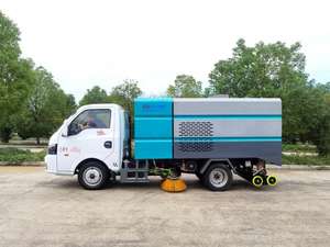 Vehículo de barrido y lavado de calles para propiedades residenciales, diseño de camión pequeño, diésel, manual, Euro 5 - Product Image 5