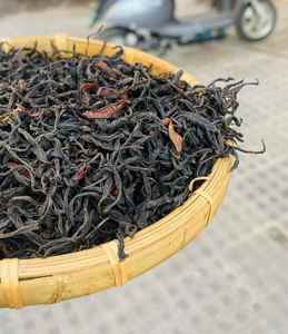 Thé noir sauvage du Yunnan thé rouge Dian Hong en vrac haute montagne vieil arbre récolte sauvage thé chinois en gros de qualité supérieure - Product Image 3