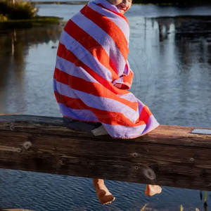 Toalla de Playa Ligera, Absorbente y Transpirable de Alta Calidad, Fácil de Transportar para Viajes, Campamentos y Diversión en la Playa - Product Image 3