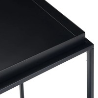 Table basse noire style italien avec pieds en métal Table d'entrée décorative avec dessus en métal fritté à la mode Table d'entrée pour hôtels et maisons