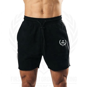 Pantalones cortos de gimnasio 2 en 1 Poliéster Pantalones cortos de compresión al aire libre de secado rápido Pantalones cortos de gimnasio para hombre - Product Image 4