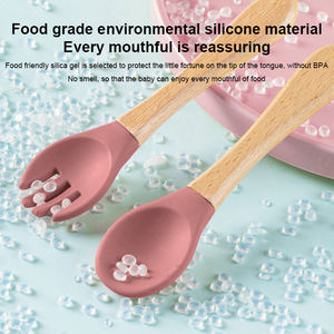 Ensemble cuillère et fourchette à manche en bois, faible MOQ, prix d'usine, couleur personnalisée, prêt à expédier, logo personnalisé, couverts en silicone pour bébé - Product Image 2