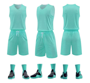 ชุดวิ่งผู้ชายแบบสั่งทำ เอวยางยืด แห้งเร็ว ระบายอากาศดี ชุดวิ่งใหม่ ชุดกีฬา รับผลิตแบบ OEM - Product Image 3