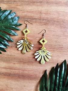 Boucles d'oreilles en corne de boeuf de buffle de haute qualité pour la nouvelle mode Boucles d'oreilles en corne de boeuf pour femmes filles Bijoux de mode - Product Image 3