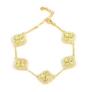 กำไลข้อมือคริสตัลเคลือบเงา 5 Clover GM Sterling Silver 925 - สี GM/Sar - Product Image 2