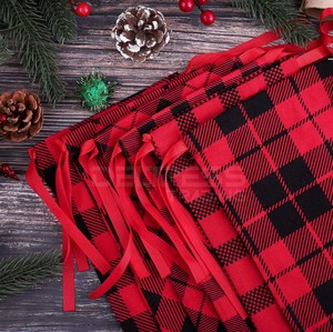 Bolsa con cordón a cuadros rojo y negro de algodón, saco de almacenamiento para regalo de Navidad, favores de fiesta, 20 etiquetas de Navidad, 6 piezas - Product Image 4