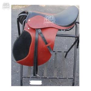 Selle de cheval de dressage de haute qualité selle anglaise en cuir véritable en noir marron pour l'équipement de cheval en gros - Product Image 1