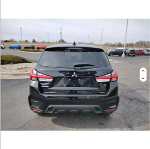Mitsubishi Outlander Sport 2.0 SE SUV USADO CON TÍTULO LIMPIO - Product Image 2