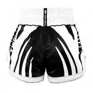 Vêtements d'entraînement de kickboxing sur mesure de haute qualité, shorts de Muay Thai Twins, broderie de logo sur le devant, shorts de combat MMA respirants - Product Image 6