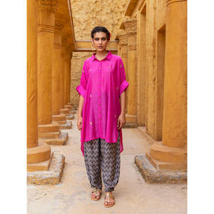 ชุดเสื้อโอเวอร์ไซส์ Aurora ผ้าโมดอลแขนยาวและกางเกง Salwar - ชุด 2 ชิ้น - Product Image 2