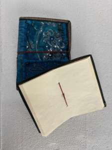 Diario Hecho a Mano con Tela de Sari Bordada y Estampada, con 100 Hojas, Diseño Vintage de Patchwork para Escribir y Regalar - Product Image 3