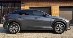 Cargador de Coche con Batería de Litio de 110 kWh+ y Carga Rápida para Lexuz R.Z 450-e EV 2023, con Autonomía NEDC de 101-200 km - Product Image 4