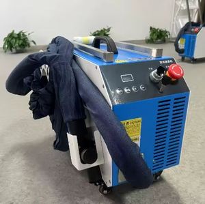Machine de nettoyage au laser de qualité industrielle HN-QX200(J) de 200 watts, toute neuve |   Nouvelle nettoyage automatique de précision des surfaces et élimination de la rouille - Product Image 3