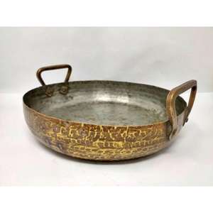 Ancien bol de service en métal fabriqué à la main, d'une seule pièce avec une grande capacité de contenance pour les restaurants plats prêts à dîner - Product Image 1