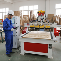 Routeur CNC flexible 1300x2500mm 3/4 axes pour le traitement du contreplaqué, du MDF et du bois massif – Table de travail professionnelle pour le travail du bois