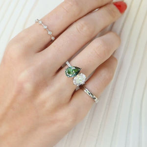 Bague Moissanite élégante ovale à deux pierres coupe poire Hidden Halo Gold Eternity Band You Me Bague de fiançailles pour lui Certificat GRA - Product Image 4