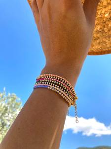 Brazalete Bordado a Mano con Cuentas de Abeja - Ecológico y Duradero, Tamaño Personalizable para Mujeres y Niñas - Product Image 3