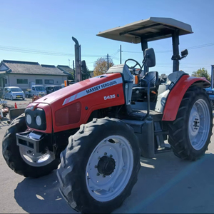 รถแทรกเตอร์ล้อยางสำหรับการเกษตร Massey Ferguson 5435 75 แรงม้า ขายส่ง พร้อมระบบขับเคลื่อน 4 ล้อ ระบบเกียร์แบบเฟือง  โครงสร้างแข็งแรง ทนทาน ใช้งานได้ยาวนาน - Product Image 1