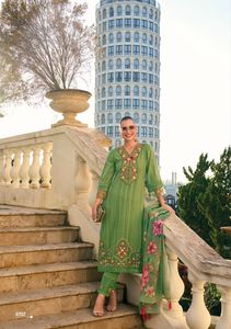 Algodón puro y elegante de diseñador de Orgeja con estampados de diseñador digital con bordes de tejido Zari Kurtis Set - Product Image 2