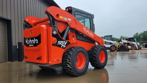 Chargeuse compacte Kubota SVL97-2 2024, 4 heures d'utilisation, composants principaux : moteur, pompe, boîte de vitesses, roulement, PLC, vérin hydraulique KYB - Product Image 4