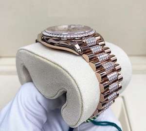 Montre mécanique de luxe 36 mm pour le hip-hop, en acier inoxydable, fabrication artisanale, qualité supérieure, diamant moissanite VVS, or jaune - Product Image 2