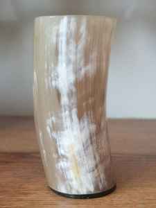 เขาดื่มเหล้าที่สร้างขึ้นโดยช่างฝีมือชาวไวกิ้งเรือแกะสลักที่ไม่เหมือนใครสำหรับมธุรสและโอบกอดโบราณด้วยงานฝีมือรูปพระจันทร์เสี้ยว - Product Image 4